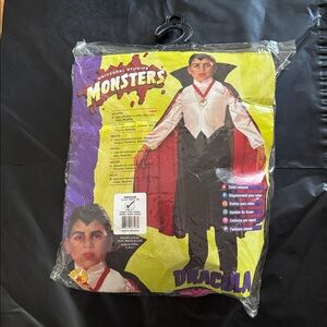 Vintage‎ Rubie's Dracula Costume with Red and Black Cape child Med-8-10